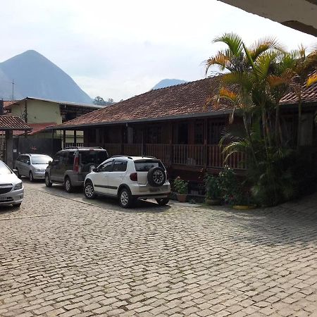 Hotel Montanus Nova Friburgo Buitenkant foto